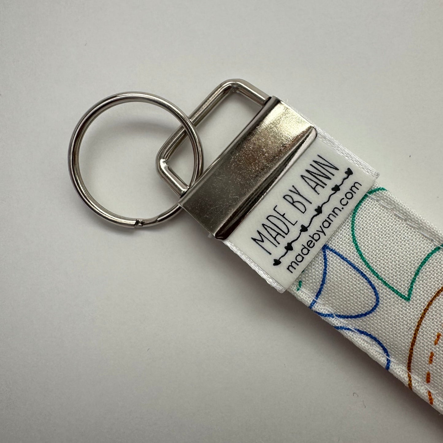 Keyring wristlet