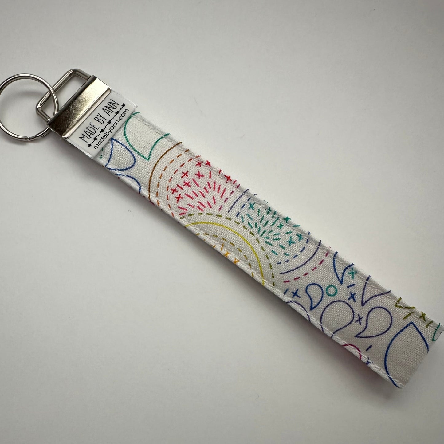 Keyring wristlet