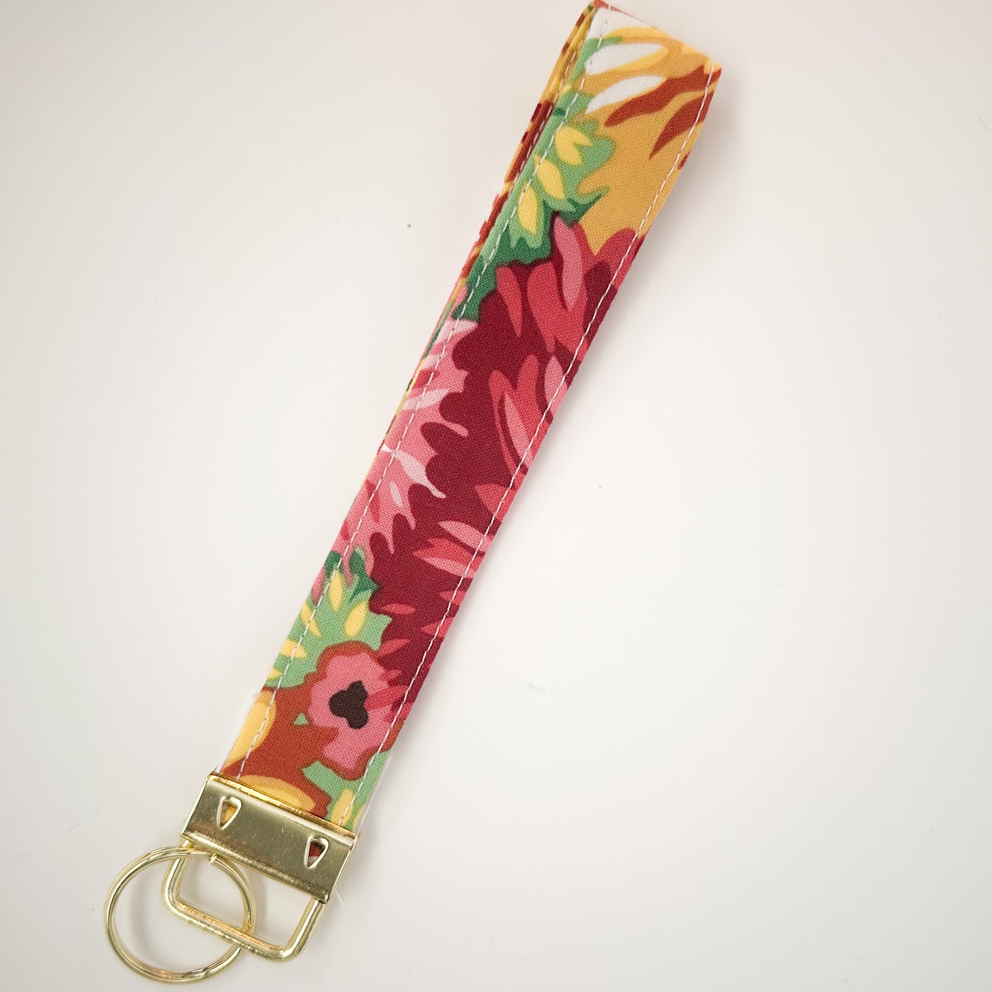 Keyring wristlet