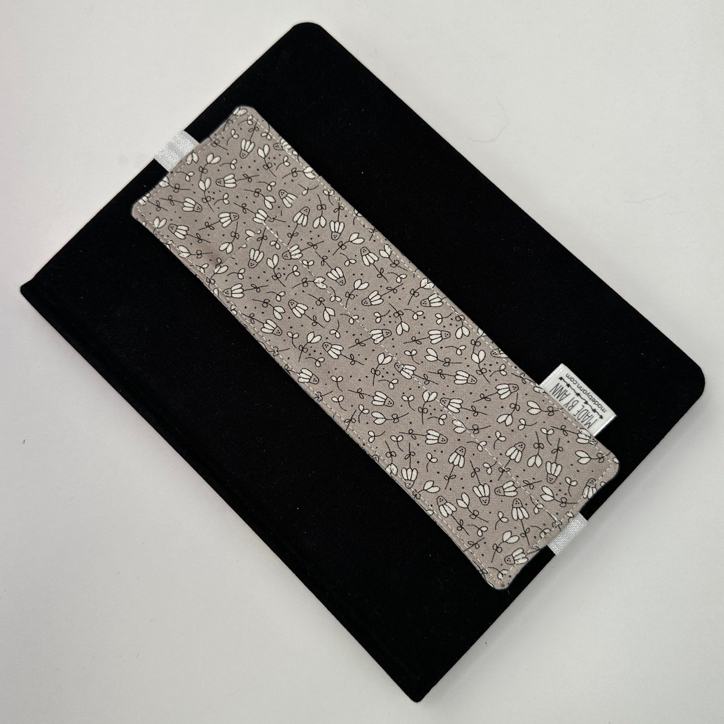 Penholder bookmark