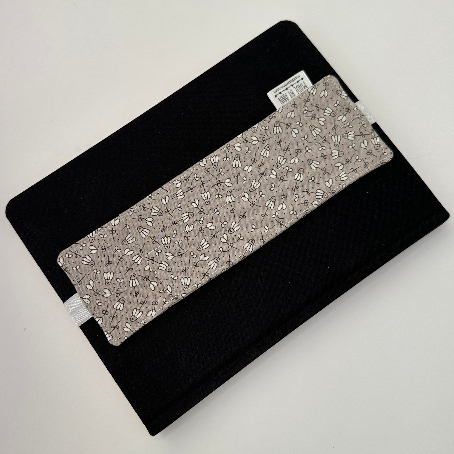 Penholder bookmark