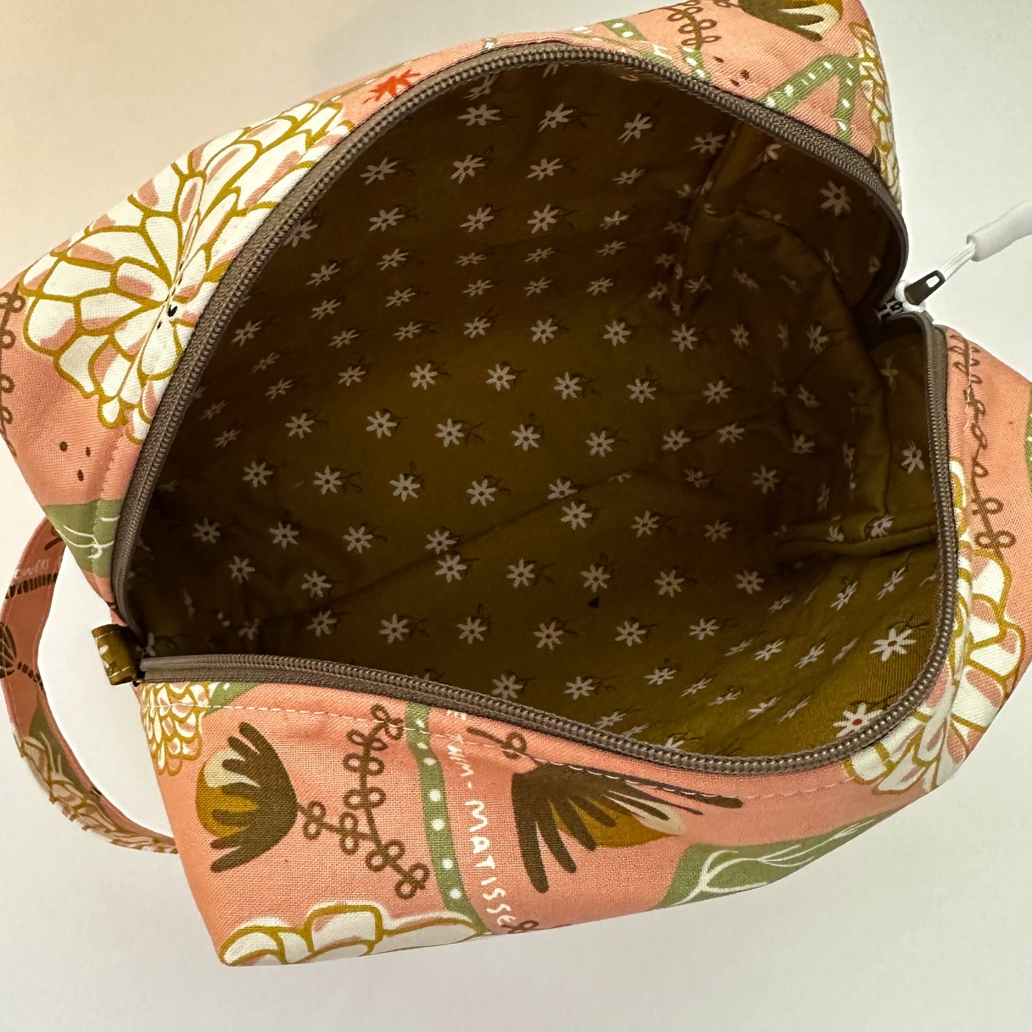 Makeup bag