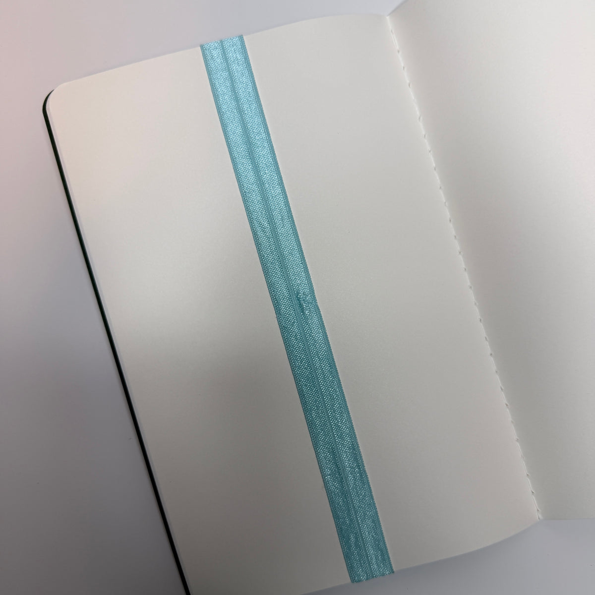 Penholder bookmark and notebook set (blue peony)