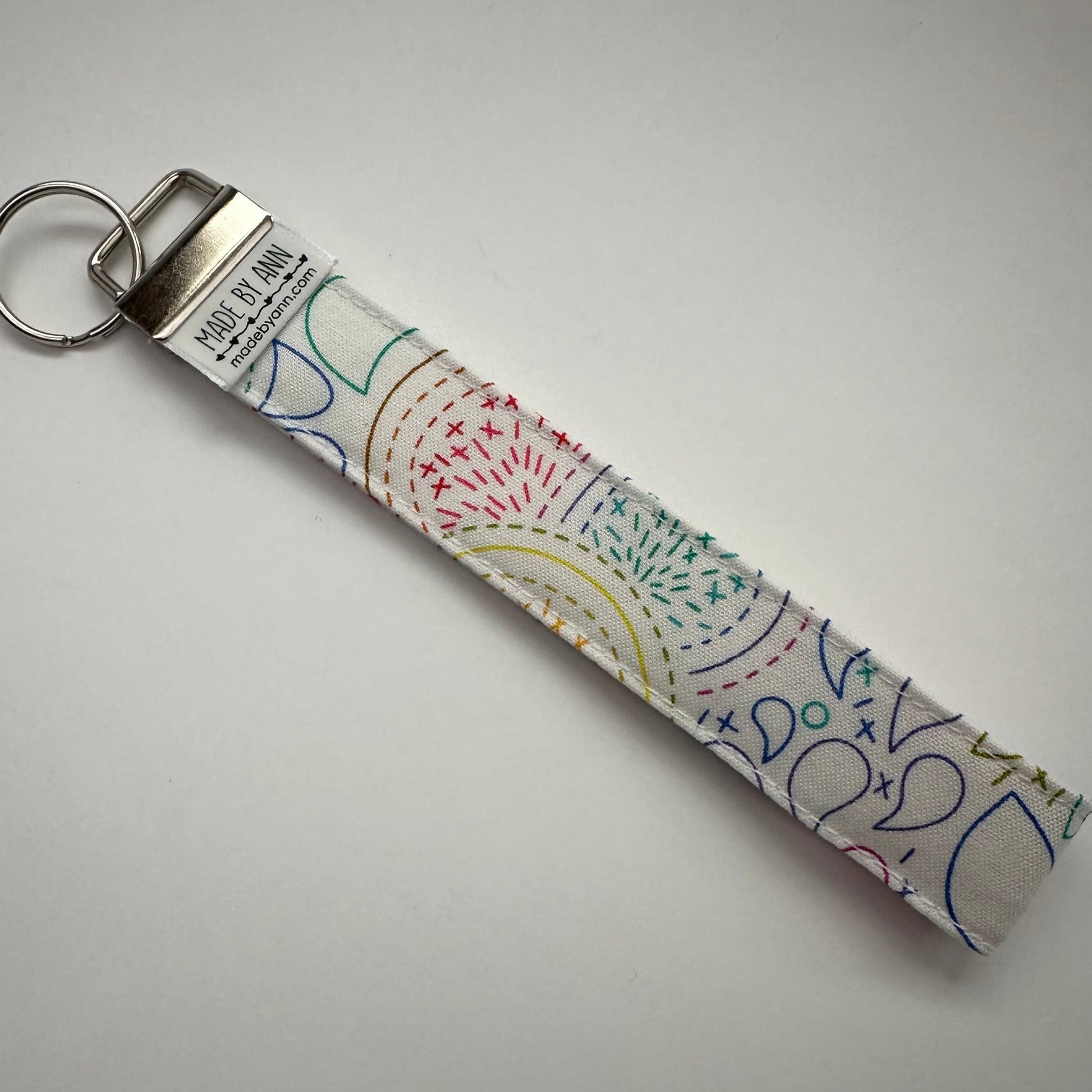 Keyring wristlet