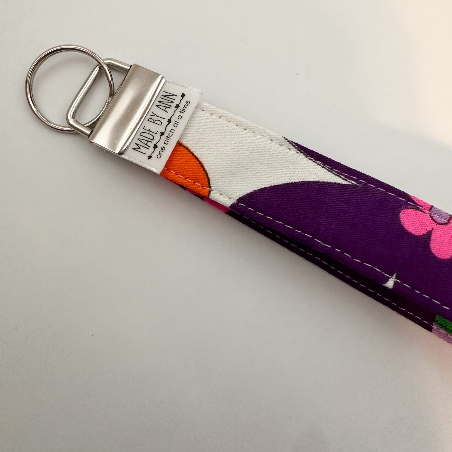Keyring wristlet