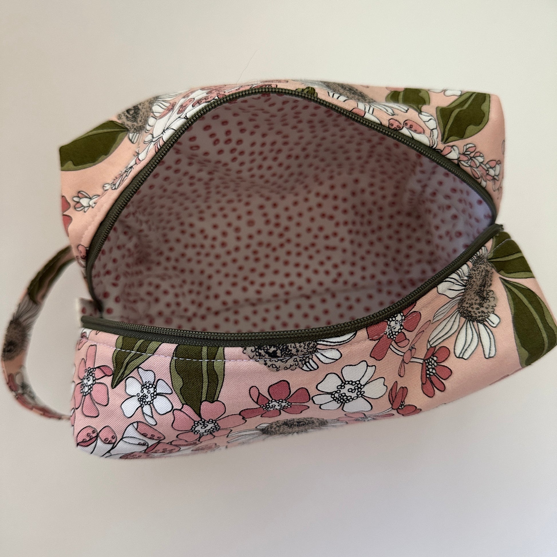 Makeup bag
